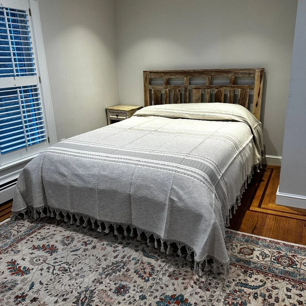Hand loom Queen Size Cotton Bedspread.
